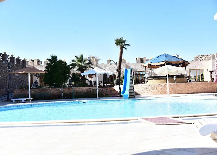 Hollywood Aqua Park